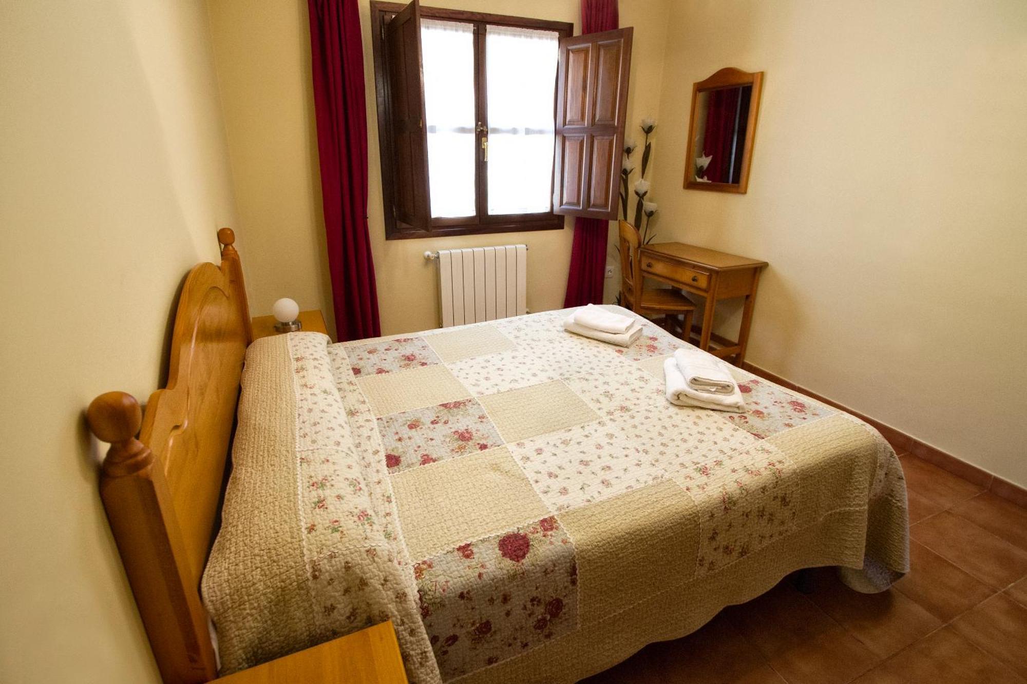 Apartamentos Camin De Pelayo Las Rozas Room photo
